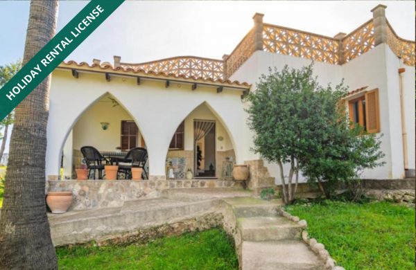 Campanet Mallorca renovierte mediterrane Villa mit Ausblick und Ferienmietlizenz zu verkaufen