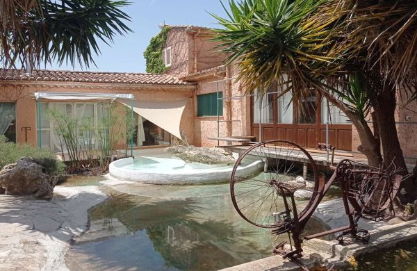 Finca Sa Pobla Mallorca con antiguo molino