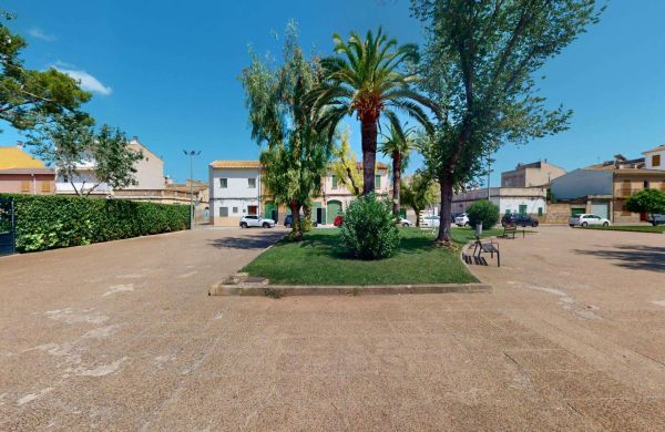 Townhouse in Sa Pobla to renew with technical project & license fees