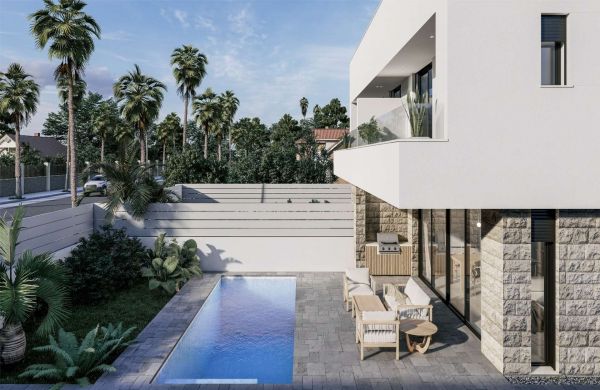 Neu gebaute Villa in Can Picafort mit Pool und Fußbodenheizung
