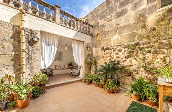 Historic Townhouse in Pollensa with Patio and Terraces for Sale