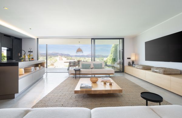 FOR SALE TOWNHOUSE IN LLUBI, MALLORCA, POOL WITH VIEWS