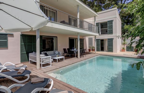 Villa with pool for long term rental in Cala San Vicente Pollensa