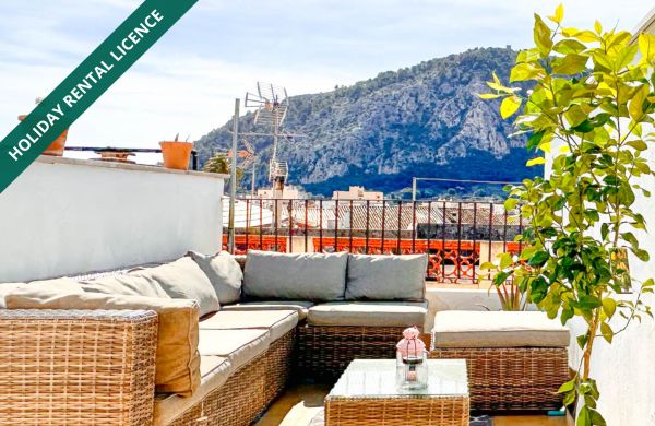 Encantadora casa en Mallorca Pollensa con licencia de alquiler vacacional y terraza en venta