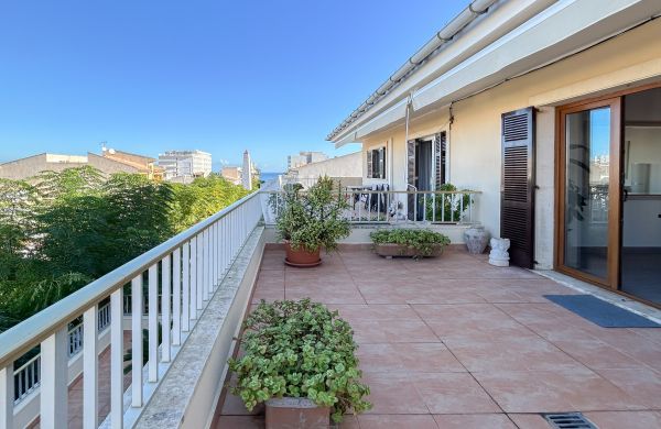 Newly refurbished top floor apartment for sale in Can Picafort with spacious terraces and parking space