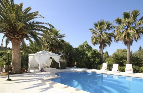 Pollensa opportunity of 2 country houses each one with their own pool