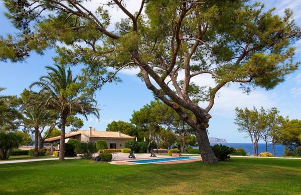 Luxuriöses Anwesen erste Meereslinie in Bonaire Alcudia Mallorca