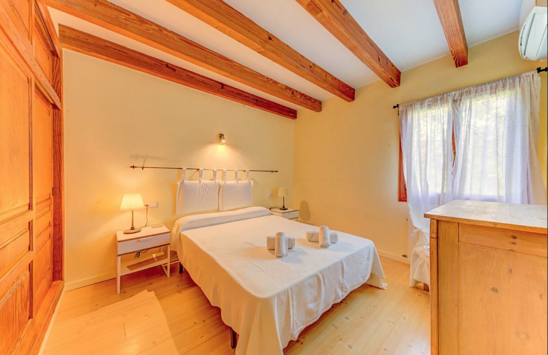 Lovely Villa with holiday rental license and very good location close to Alcudia