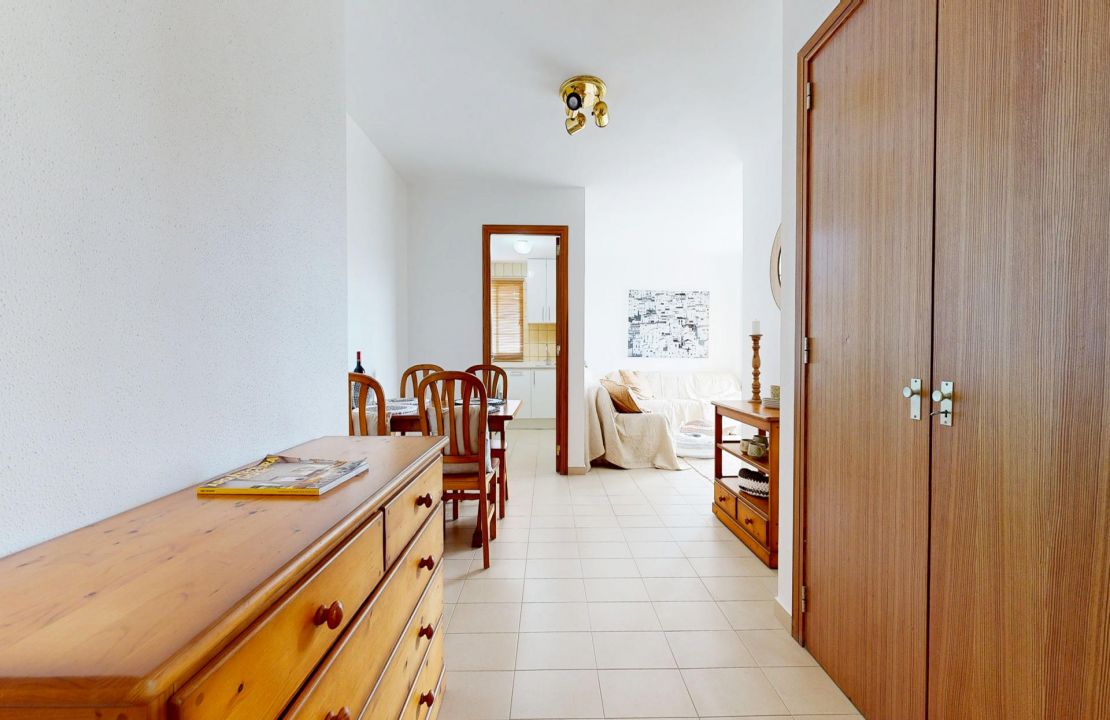 Puerto Pollensa apartment for sale with sea views, pool and storage