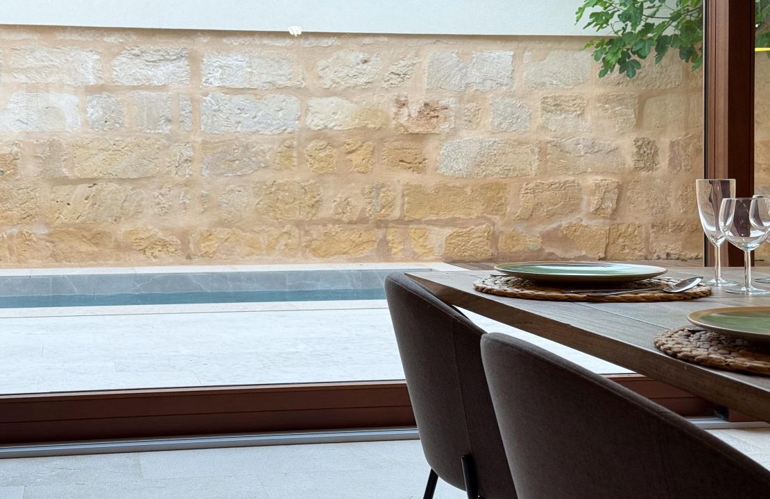 High quality townhouse Pollensa with pool and garage for sale
