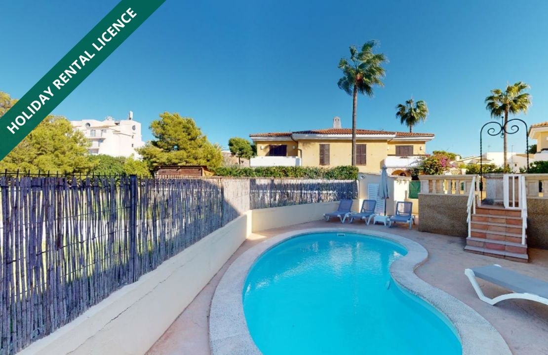 Villa en Mallorca Playa de Muro con licencia de alquiler vacacional