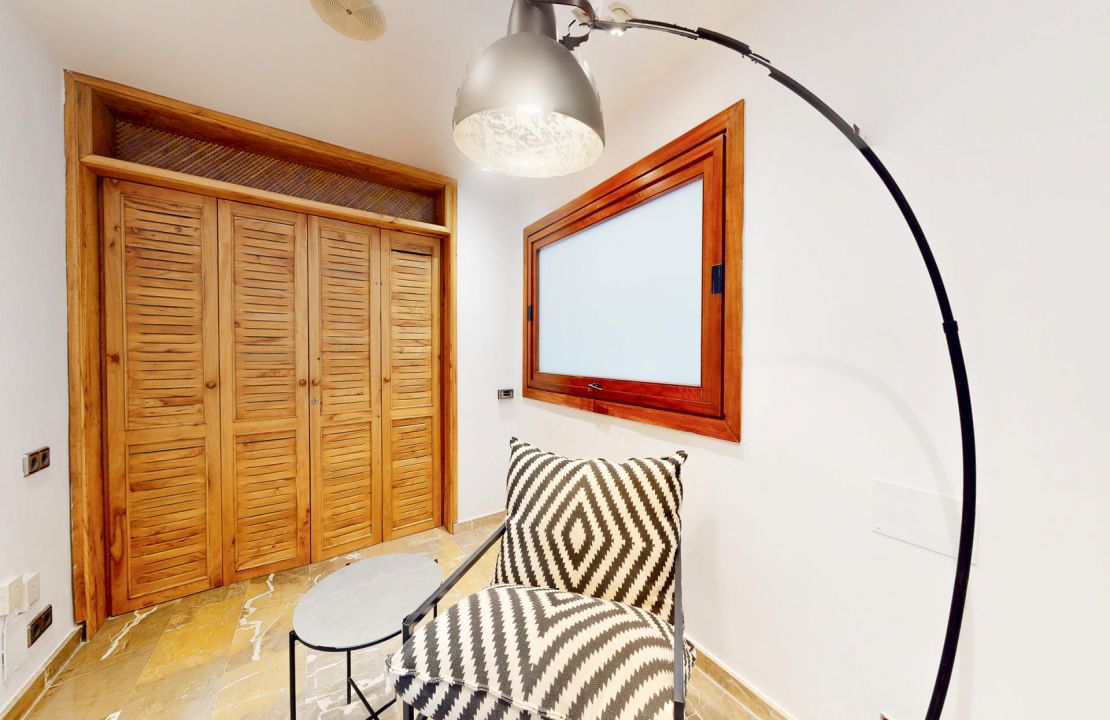 Magnificent duplex apartment in Puerto Pollensa first line to the sea for sale