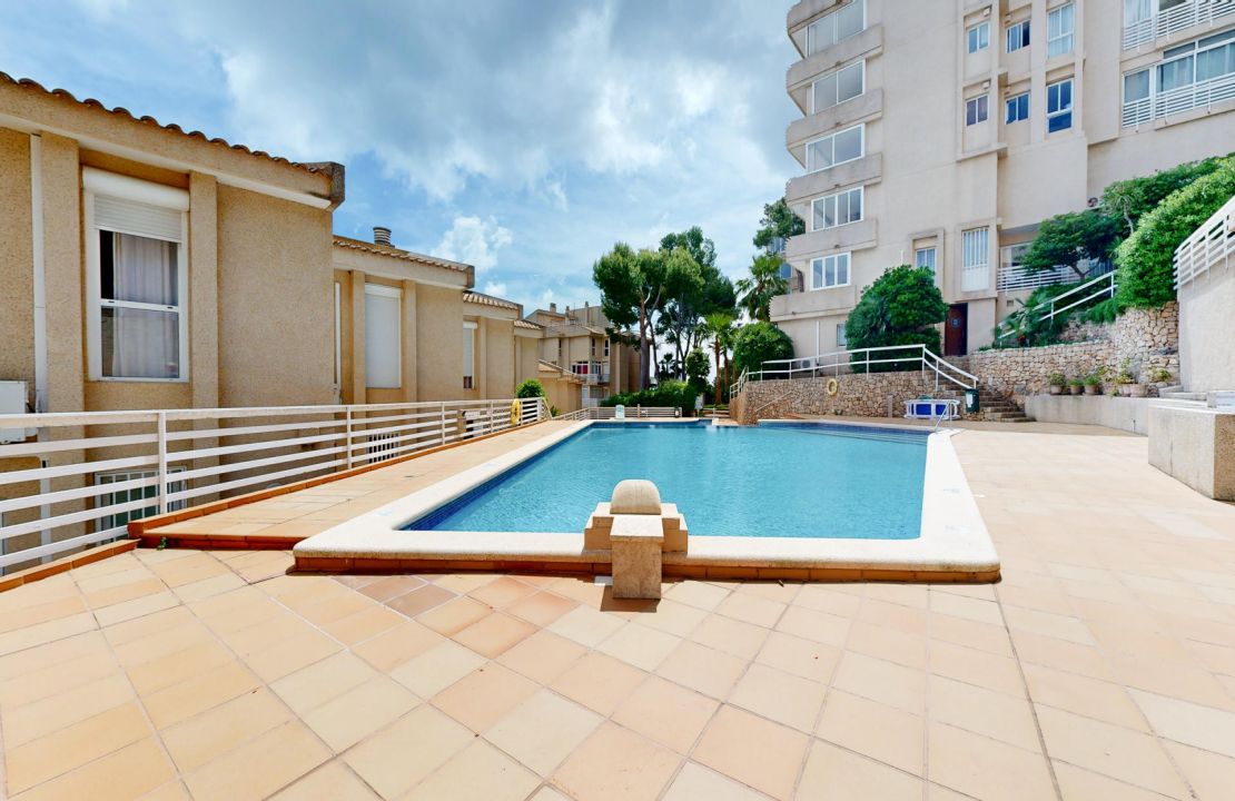 Puerto Pollensa apartment for sale with sea views, pool and storage