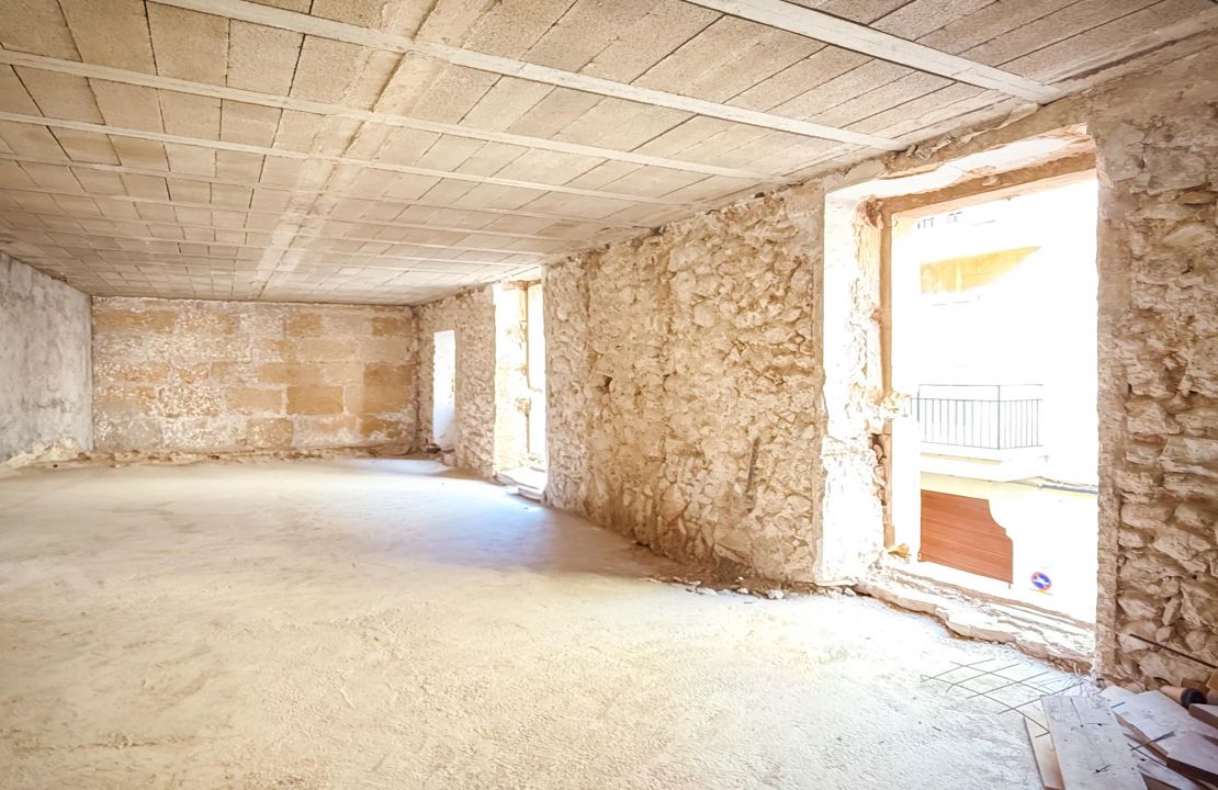Casa señorial histórica en Pollensa con jardín, garaje y terrazas – Proyecto de renovación
