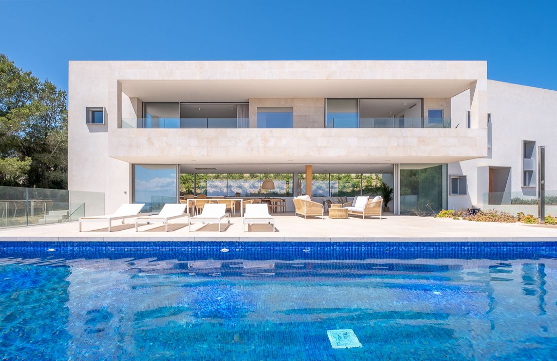 Moderne Neubauvilla mit Meeresblick in Bonaire, Alcudia