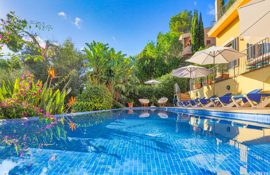Puerto Pollenca Villa in the exclusive Gotmar region with sea views and holiday rental license
