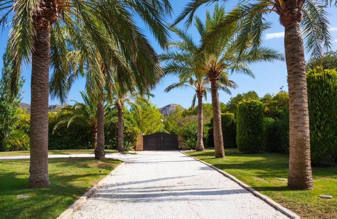 Luxuriöses Anwesen erste Meereslinie in Bonaire Alcudia Mallorca