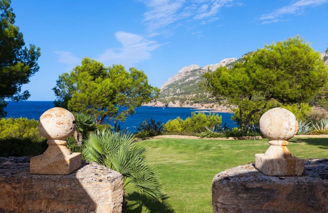 Luxuriöses Anwesen erste Meereslinie in Bonaire Alcudia Mallorca