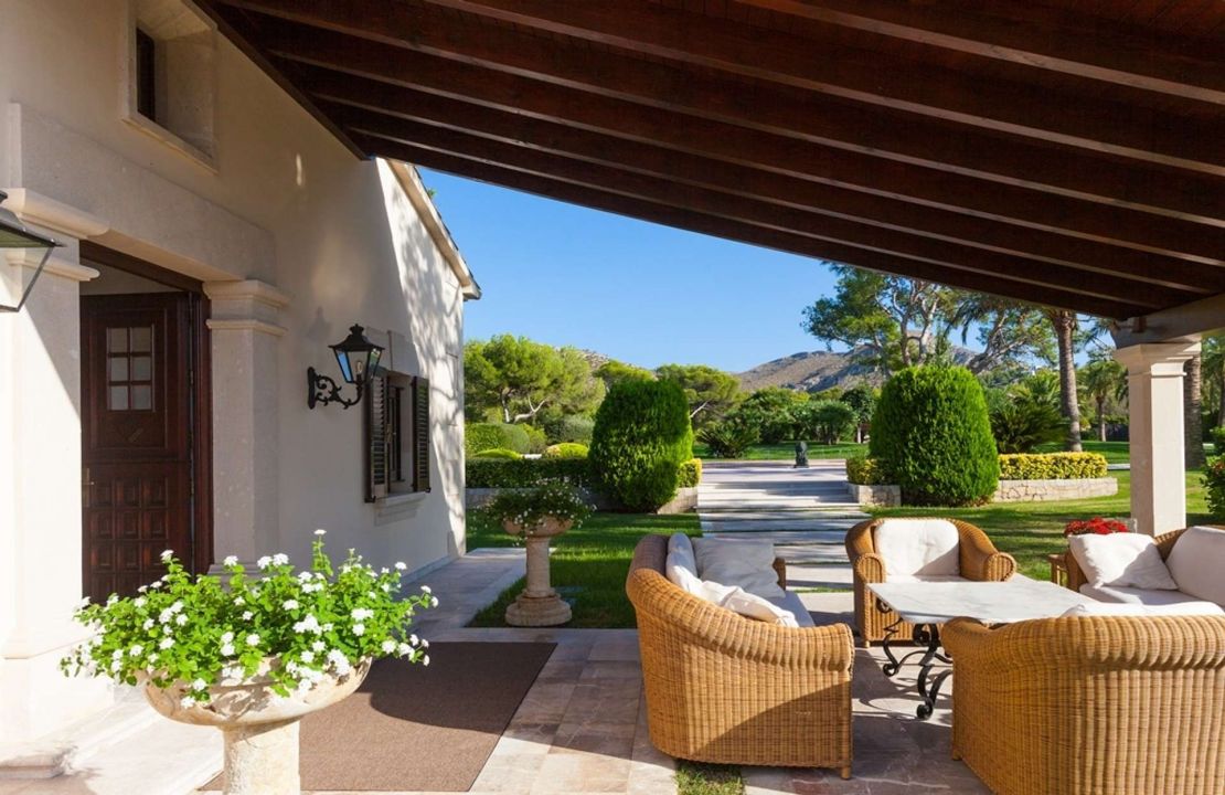 Luxuriöses Anwesen erste Meereslinie in Bonaire Alcudia Mallorca