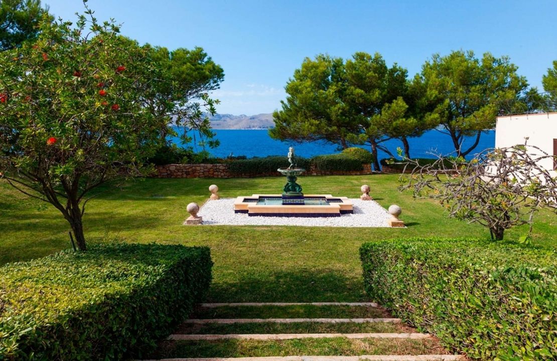Luxuriöses Anwesen erste Meereslinie in Bonaire Alcudia Mallorca