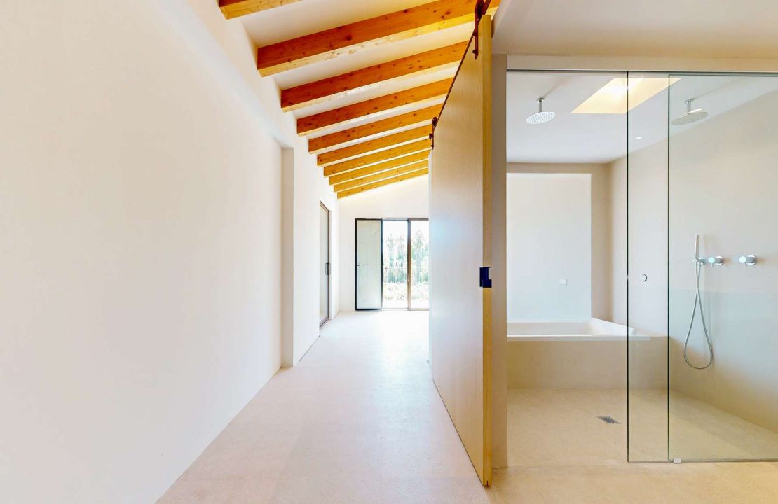 Impresionante finca de nueva construcción con viñedo en venta en Alcudia