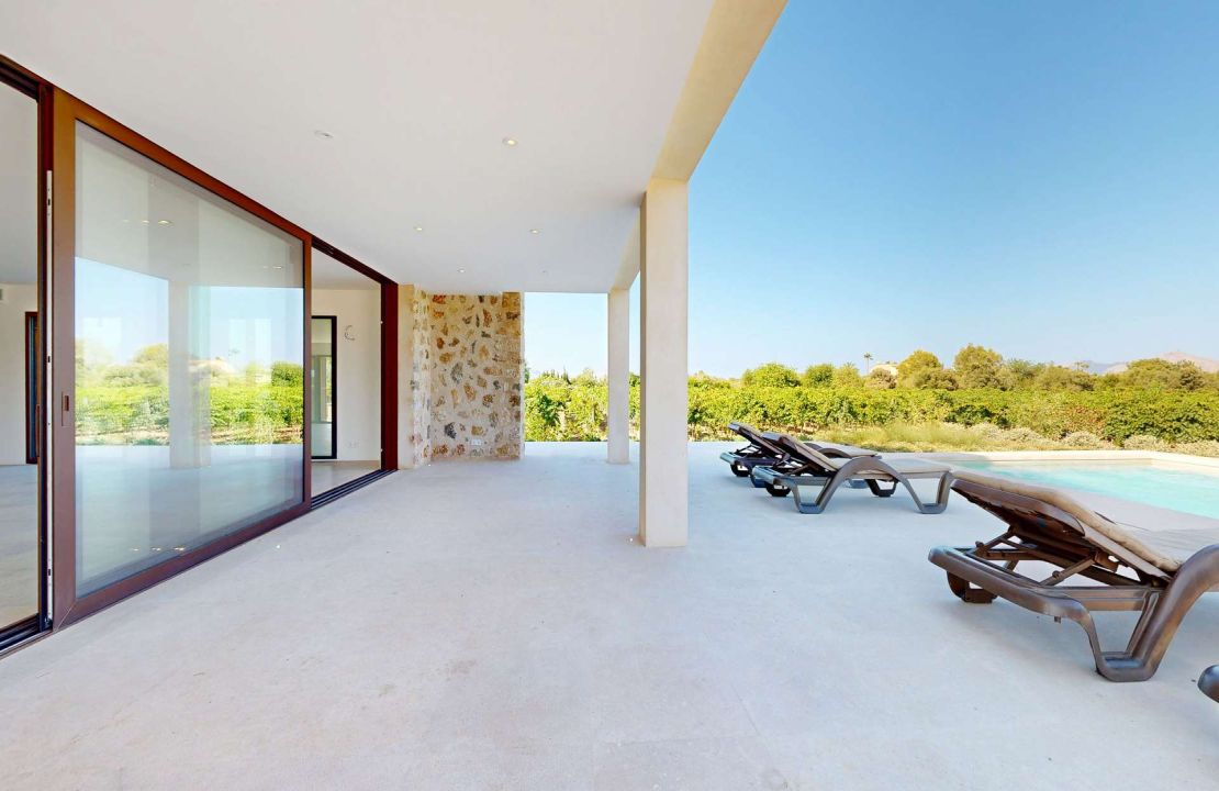 Impresionante finca de nueva construcción con viñedo en venta en Alcudia