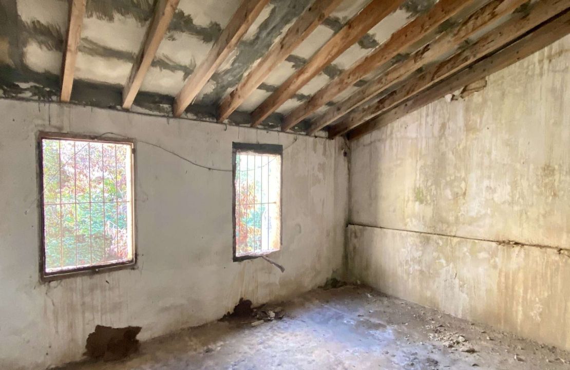 Oportunidad de inversión - Casa señorial en el centro histórico de Sa Pobla en venta con un edificio comercial, un adosado y dos apartamentos