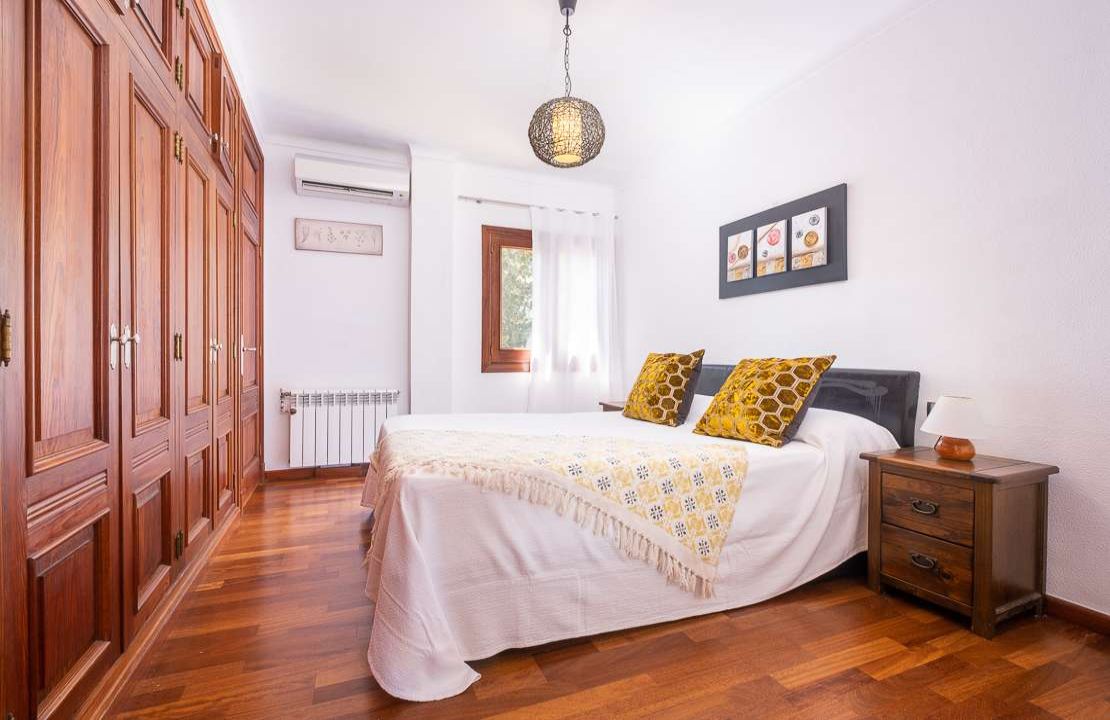Bonaire Alcudia villa with holiday rental license and pool for sale