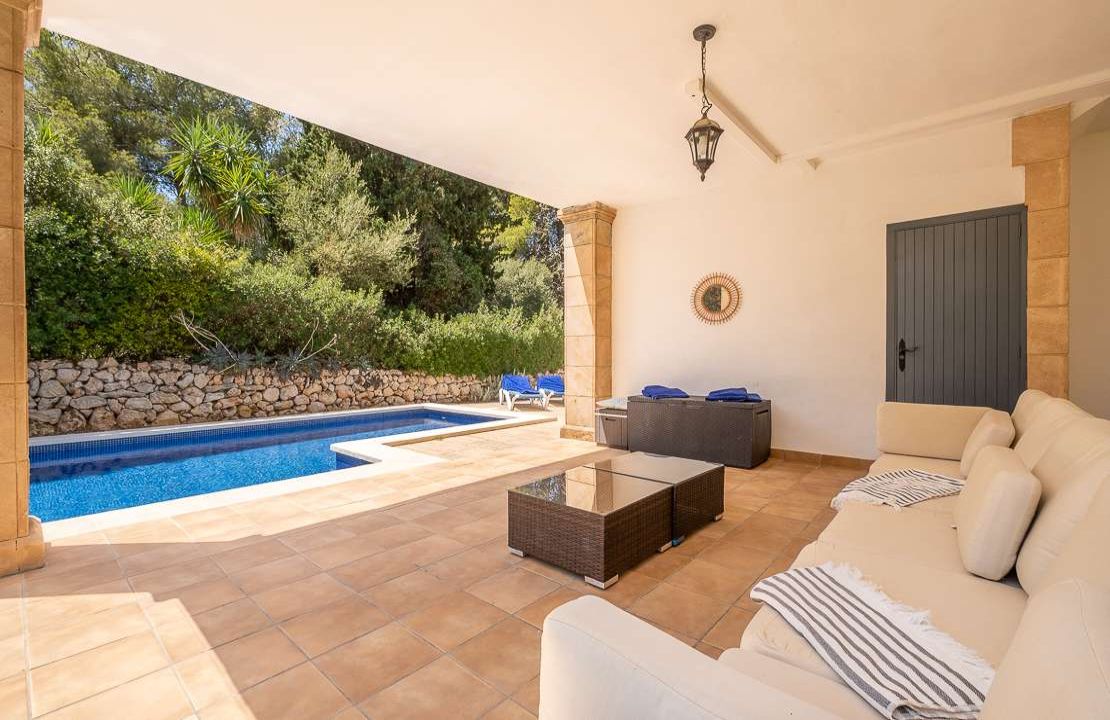 Bonaire Alcudia villa with holiday rental license and pool for sale