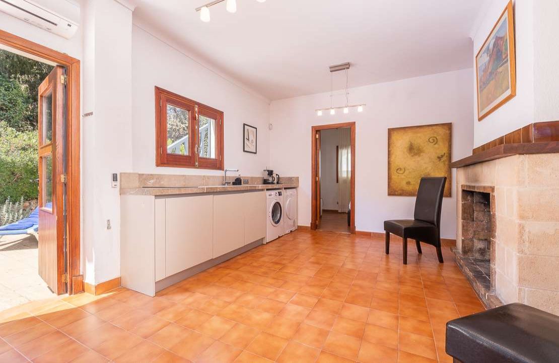 Bonaire Alcudia villa with holiday rental license and pool for sale