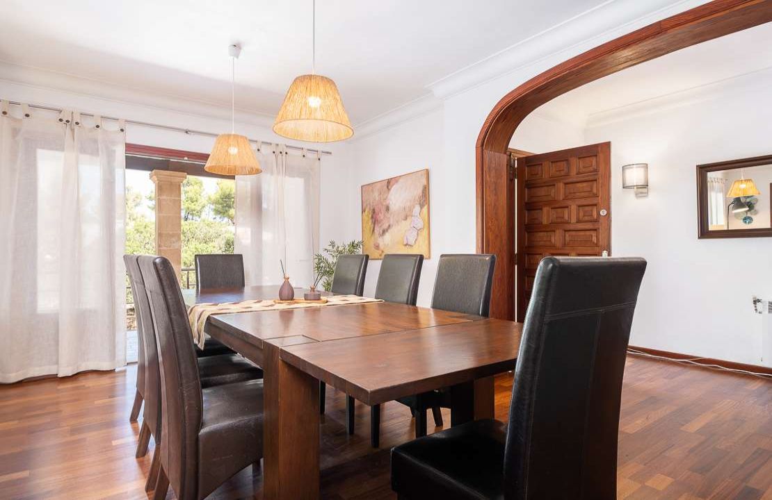 Bonaire Alcudia villa with holiday rental license and pool for sale