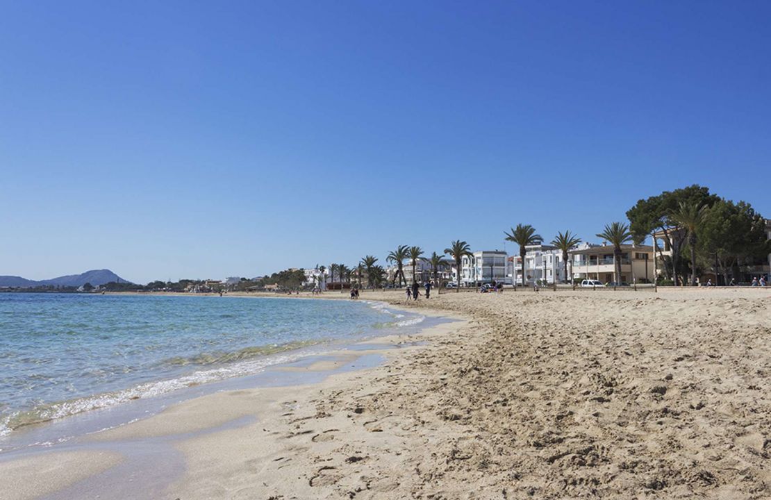 Neubau-Luxusvilla in Toplage – Llenaire, Puerto Pollensa