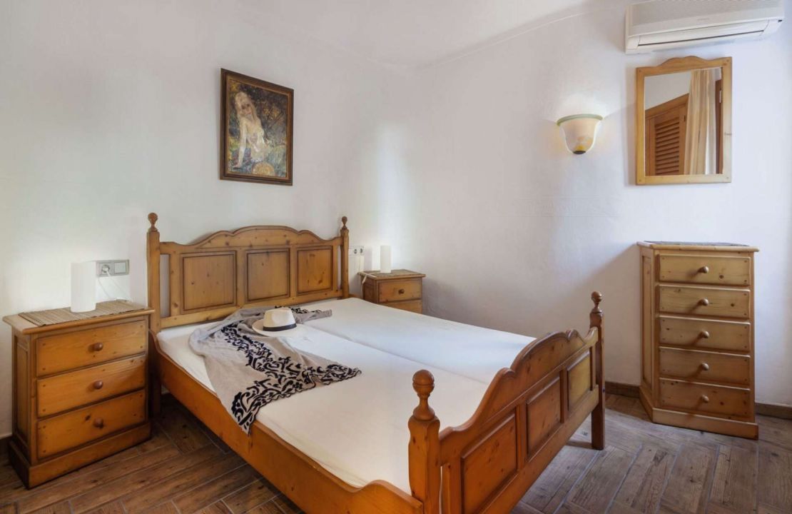 Campanet Mallorca renovierte mediterrane Villa mit Ausblick und Ferienmietlizenz zu verkaufen