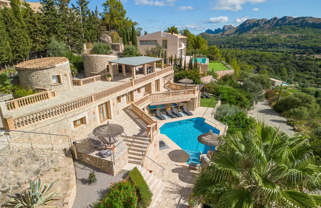 Einzigartige Villa in der exklusiven Gegend von La Font, Pollensa mit herrlichem Blick über das Tal!