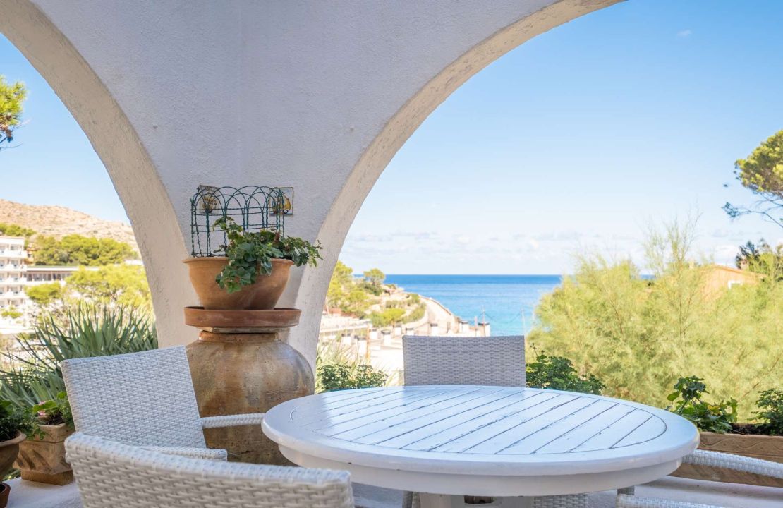 Hostal for Sale, Cala Sant Vicente, Mallorca, Near the Beach, Sea View