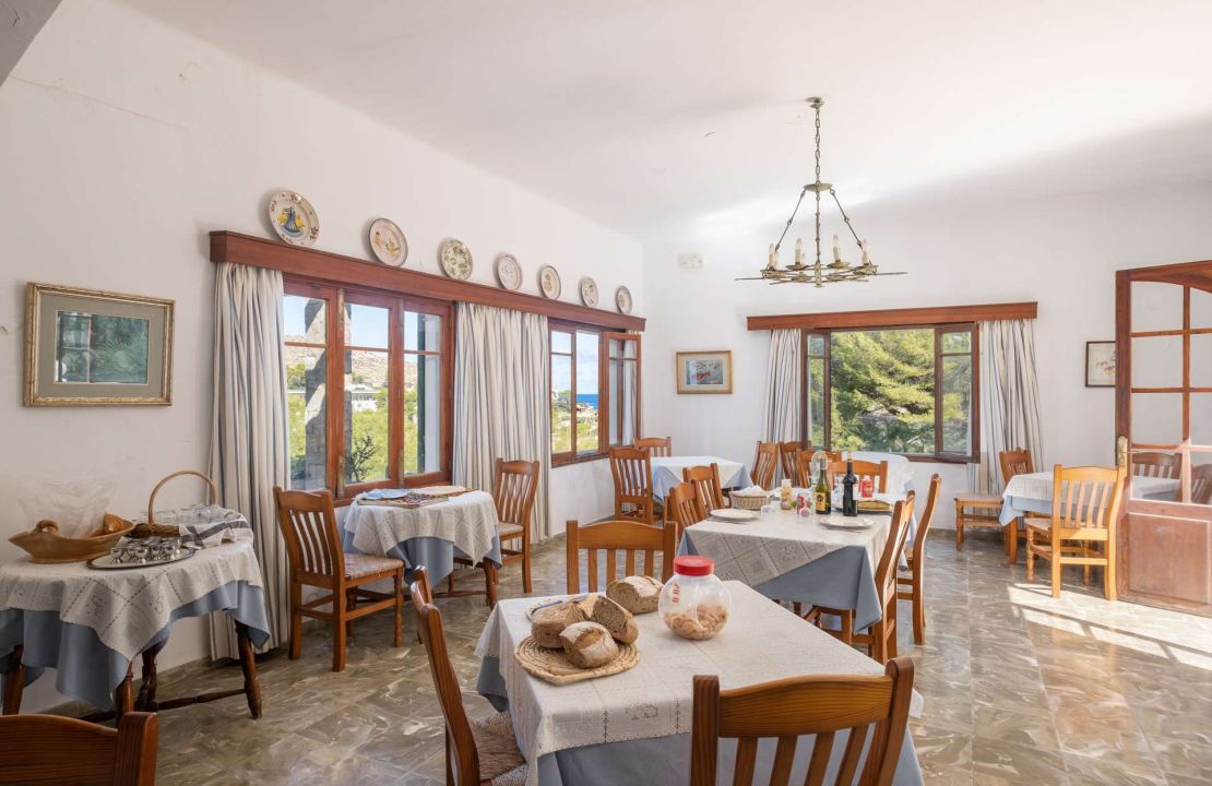 Hostal for Sale, Cala Sant Vicente, Mallorca, Near the Beach, Sea View