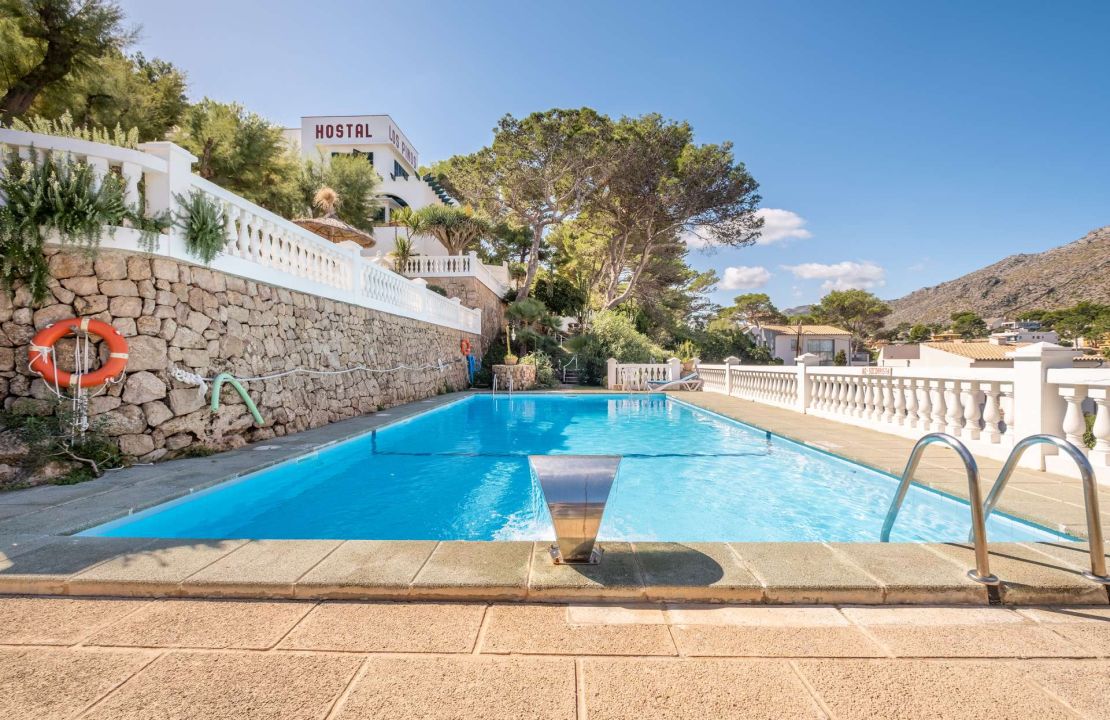 Hostal for Sale, Cala Sant Vicente, Mallorca, Near the Beach, Sea View