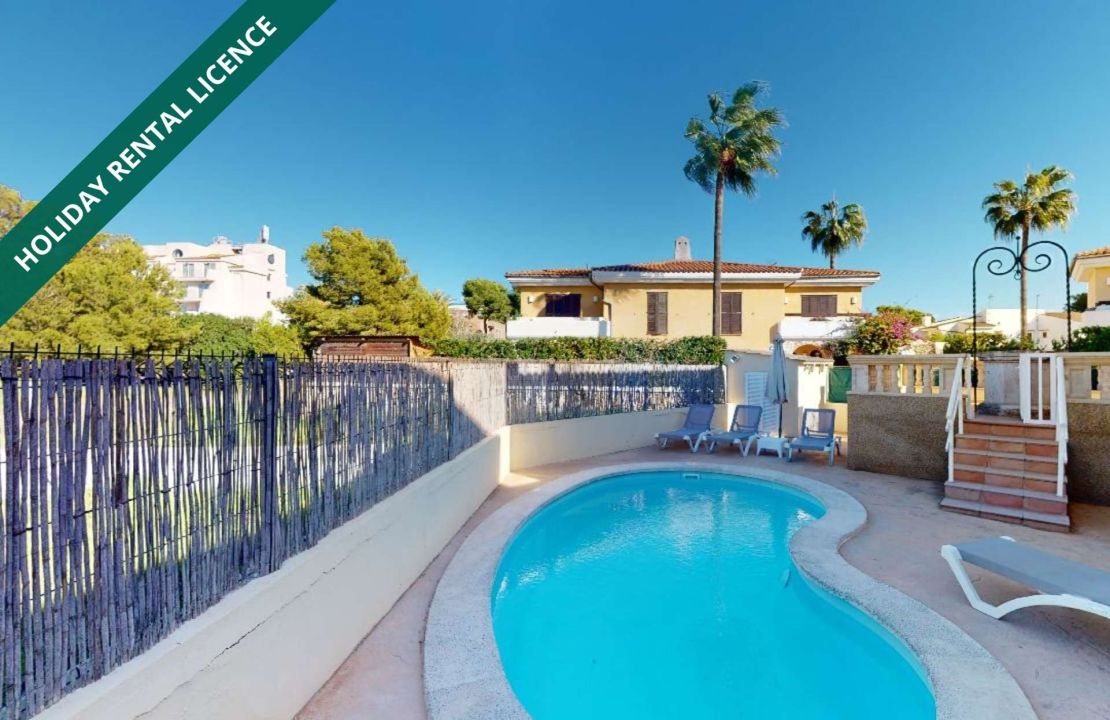 Villa en Mallorca Playa de Muro con licencia de alquiler vacacional