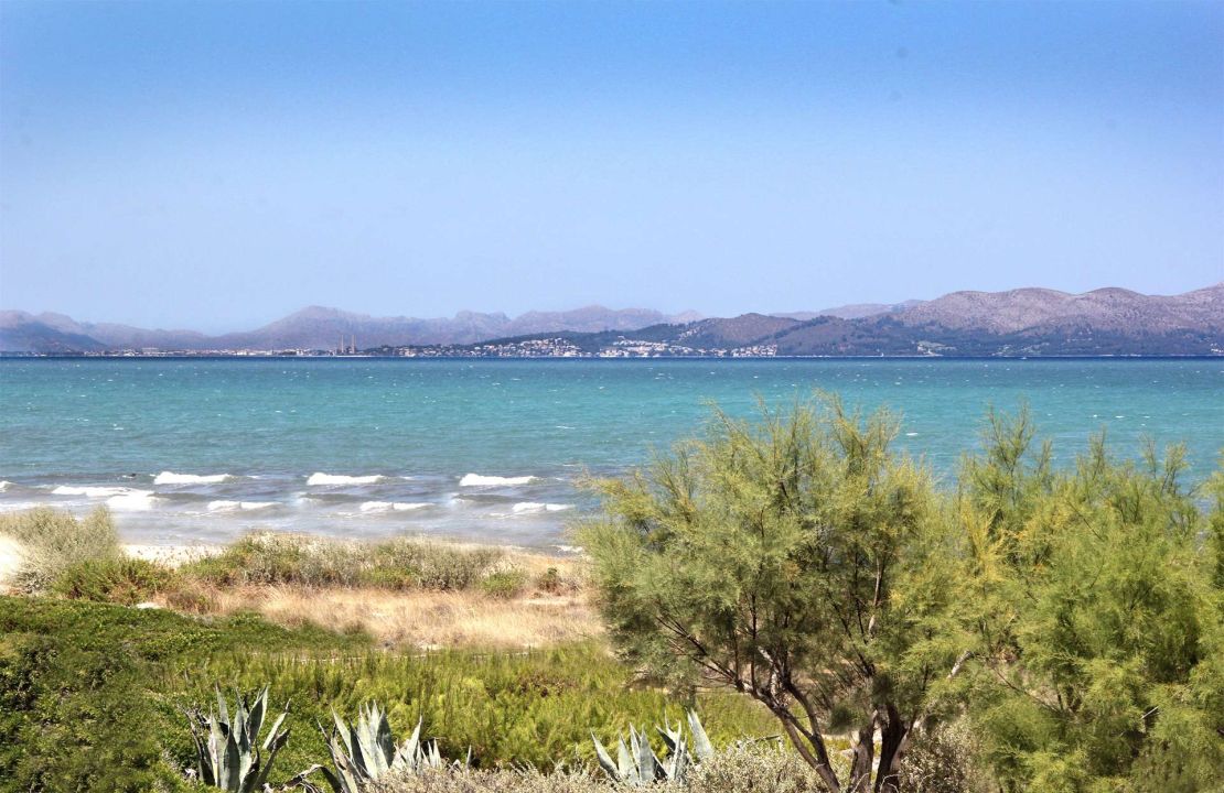 House in Son Serra de Marina, sea views and holiday rental license.