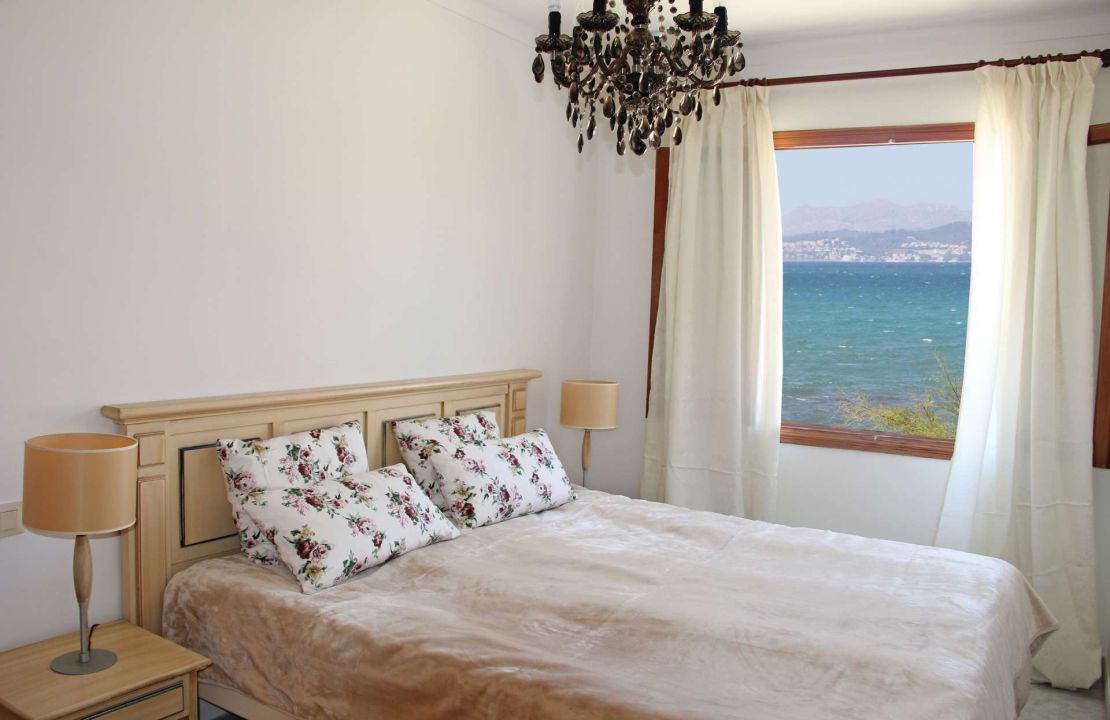 House in Son Serra de Marina, sea views and holiday rental license.