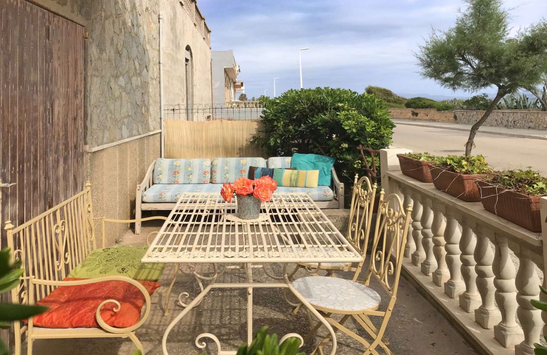 House in Son Serra de Marina, sea views and holiday rental license.