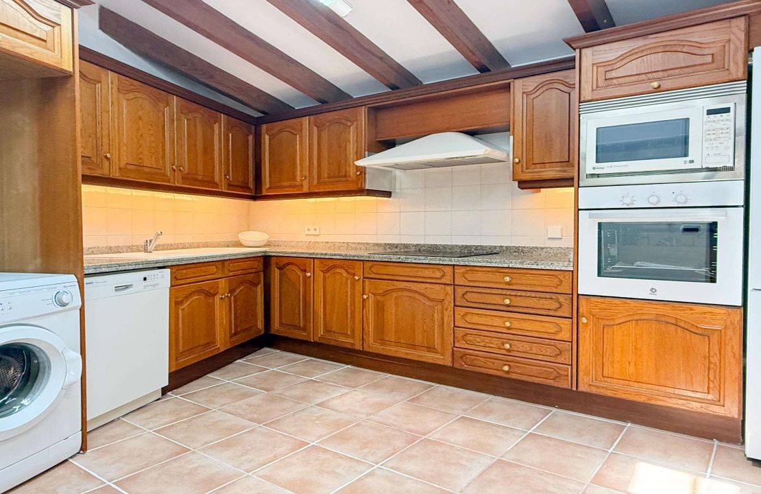 A Hidden Gem Just Steps from the Beach – Townhouse in Puerto Pollensa