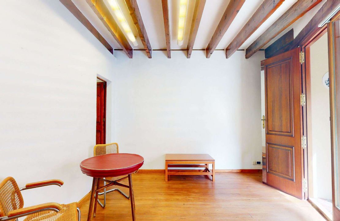 Townhouse in Puerto Pollensa with covered private parking space for sale.