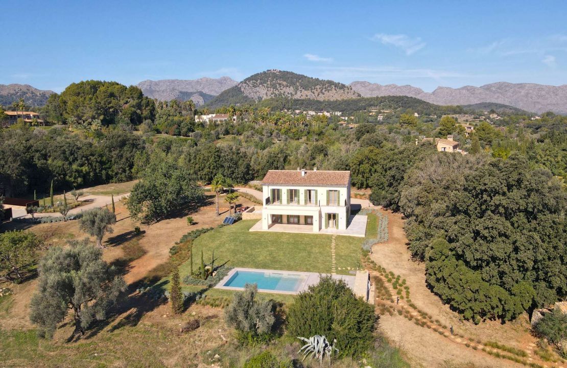 Neuerbautes Landhaus in der Nähe von Pollensa Mallorca zu verkaufen