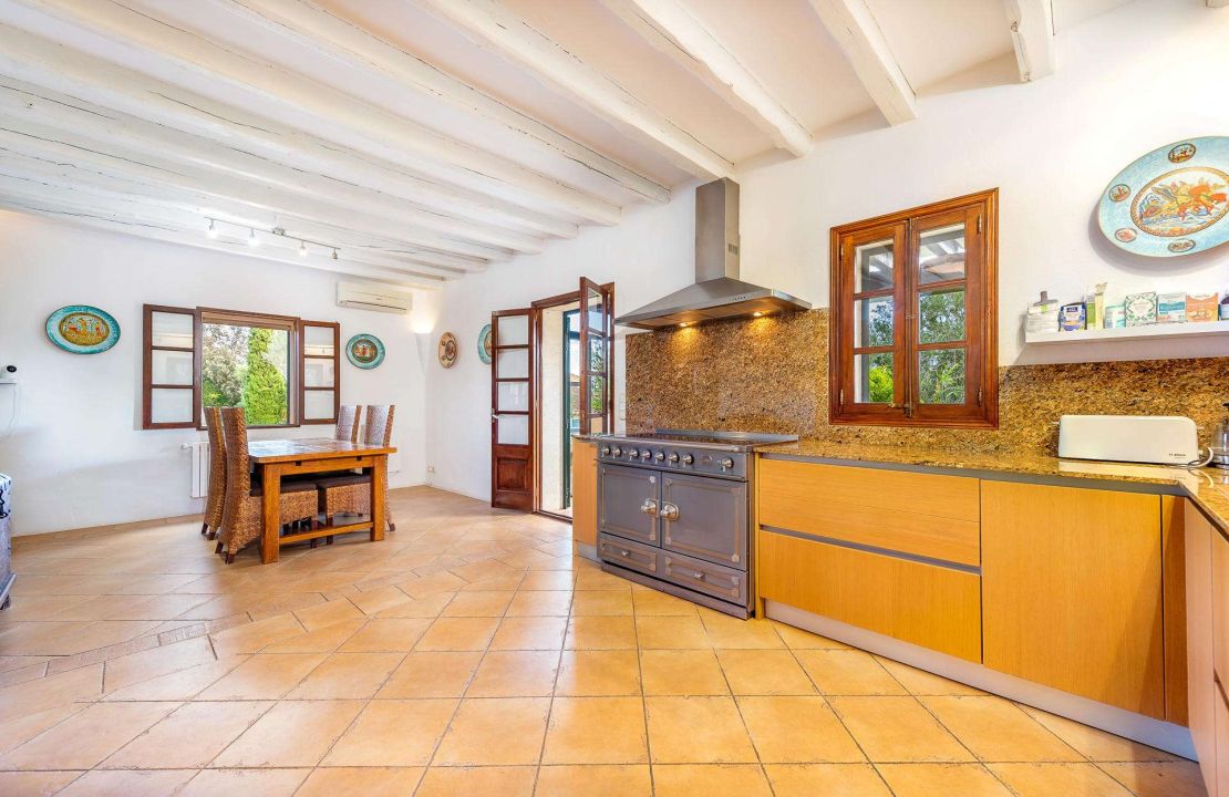 Wunderschöne Finca in Alcudia Norden Mallorca mit Gästehaus, Pool und eingewachsenem Garten