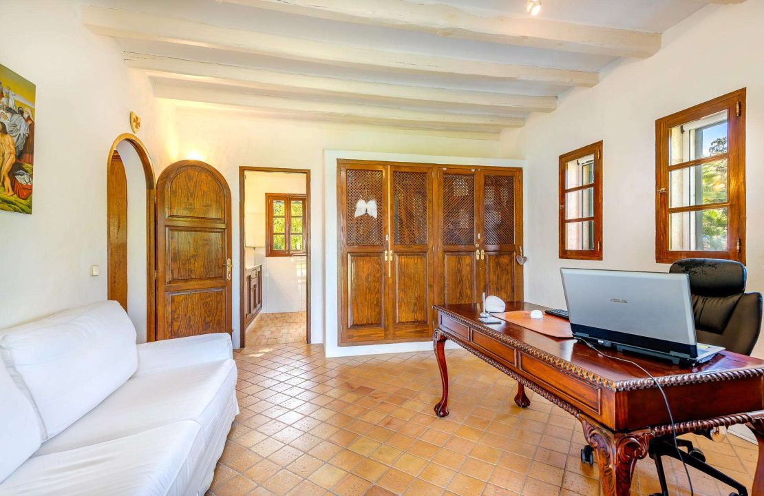 Wunderschöne Finca in Alcudia Norden Mallorca mit Gästehaus, Pool und eingewachsenem Garten