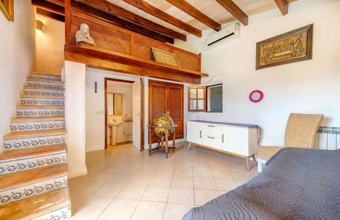Wunderschöne Finca in Alcudia Norden Mallorca mit Gästehaus, Pool und eingewachsenem Garten