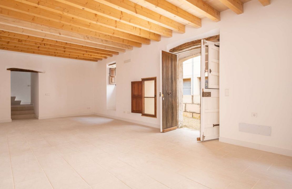 Renoviertes Stadthaus zu verkaufen in Campanet Mallorca