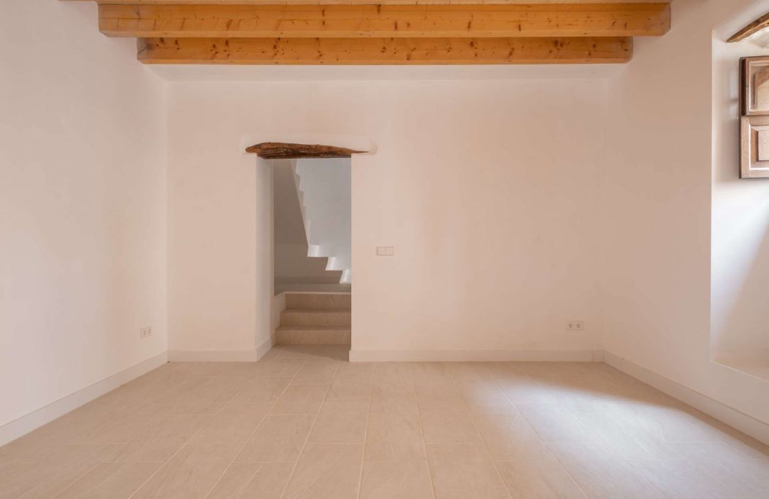 Renoviertes Stadthaus zu verkaufen in Campanet Mallorca