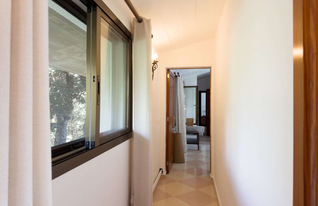 Finca in Pollenca North Mallorca with holiday rental license for sale